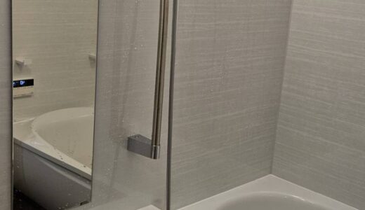 浴室を快適に変える白トーンの空間