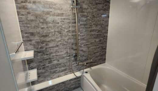 【浴室リフォーム】プリエホワイトとホワイト浴槽で明るさを整える TOTO WYシリーズ Tタイプ