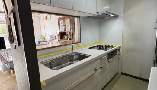 キッチンリフォーム 白が紡ぐ開放感と高機能収納が叶える美しきワークスペース LIXIL リシェル