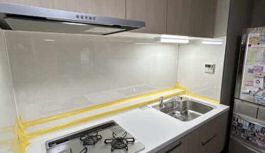 やわらかな木目が広がる心地よいキッチン