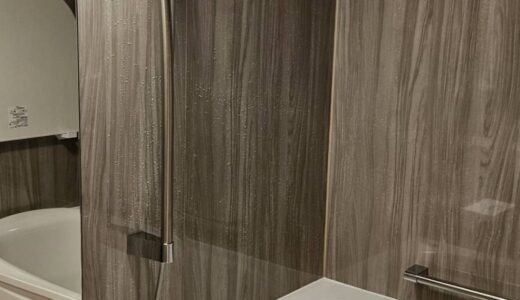 浴室リフォーム 木目パネルとタイル調床を組み合わせたTOTO WY Xタイプ