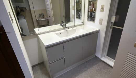 洗面所リフォーム ポタリーベージュの温かみが映える落ち着きのある洗面空間 Panasonicシーラインシリーズ