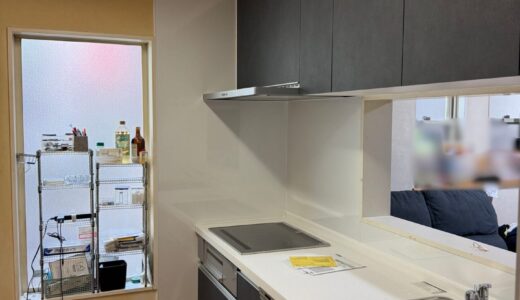 落ち着きと明るさを兼ね備えたラクエラキッチン