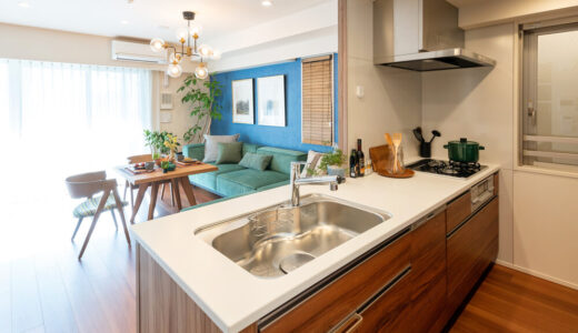 戸建てのキッチンリフォームの費用相場は150万円？事例や成功のポイントを紹介