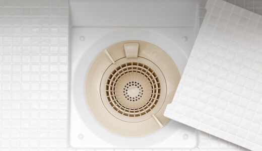 【必見】臭いお風呂の排水口を改善する方法！自力では改善しないときの対処法も解説