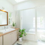 浴室・洗面所はまとめてリフォームするのがお得！　セットリフォームのメリットや費用相場を解説