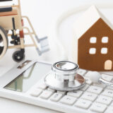 トイレのバリアフリー化にかかる費用はいくら？　工事内容や補助金制度の概要を解説