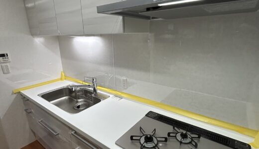 白を基調にまとめたすっきりしたキッチン