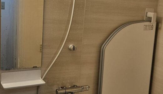 浴室リフォーム 木目柄パネルで温かみを出した リクシルVシーリズ Eタイプ