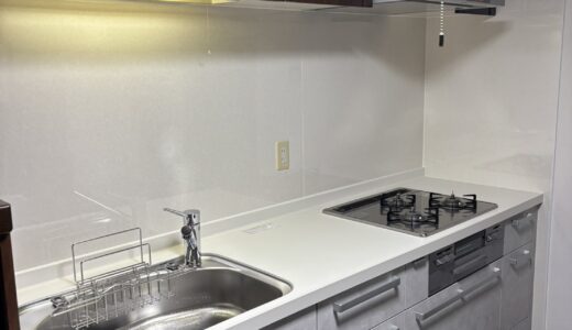 キッチンリフォーム しっとりした質感が魅力の人造大理石ワークトップのキッチン LIXIL リシェル