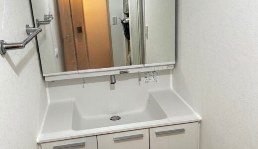 洗面所リフォーム 充実した清潔機能と使いやすさが両立した上質な洗面所 LIXILクレヴィ