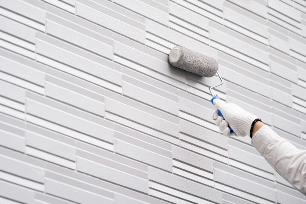 外壁リフォームとは? 実施するタイミングと補修方法、費用相場を解説