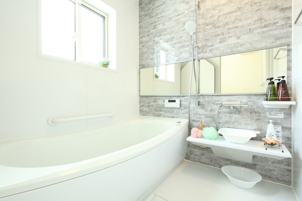 ユニットバスの1418サイズとは? 寸法の読み方や他サイズとの違い、サイズアップの可否を解説