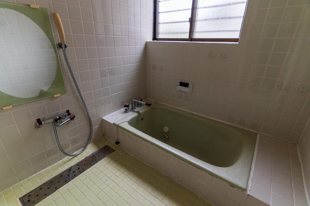 戸建ての浴室は「在来工法」と「ユニットバス」の2種類