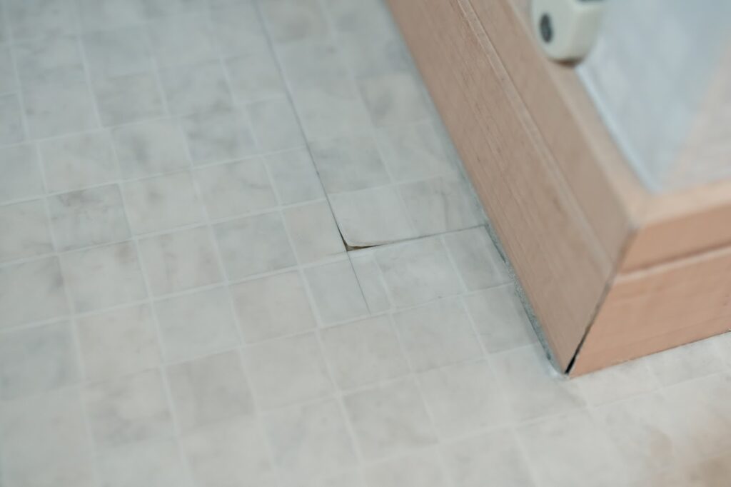 洗面所の床の張り替えが必要なサイン