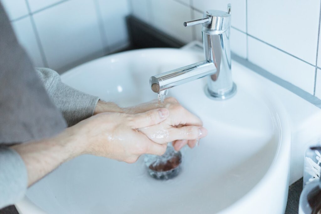 トイレリフォームで手洗いカウンターを設置するメリット