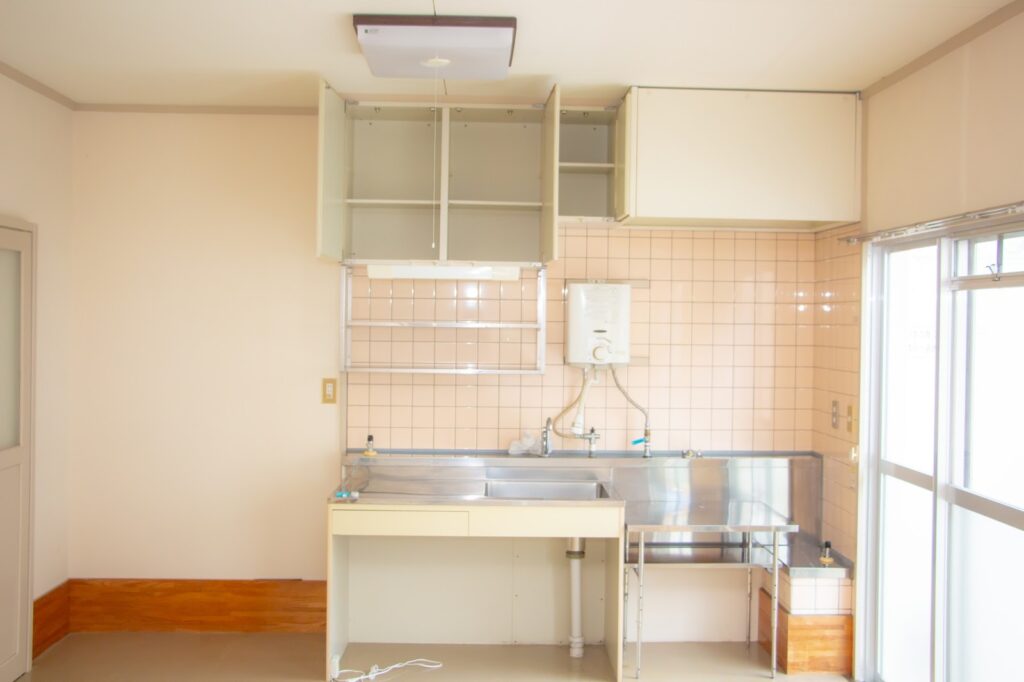 団地のキッチンリフォームはどこまでできる? 費用や注意点、成功のポイントを解説