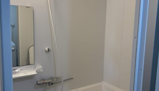 浴室リフォーム ホワイト×ベージュ シンプル設計で毎日が清潔に LIXIL リノビオPシリーズ