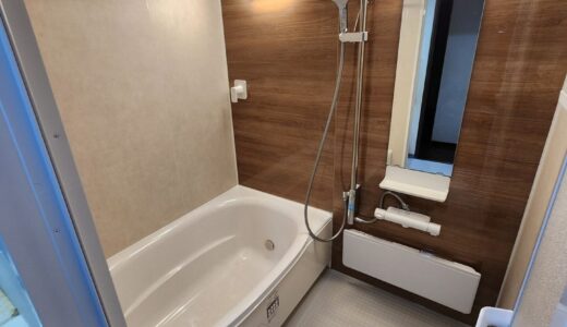 浴室リフォーム 木目調の優しさと充実した清潔機能で実現する毎日が快適な浴室 LIXIL リノビオVシリーズ Mタイプ